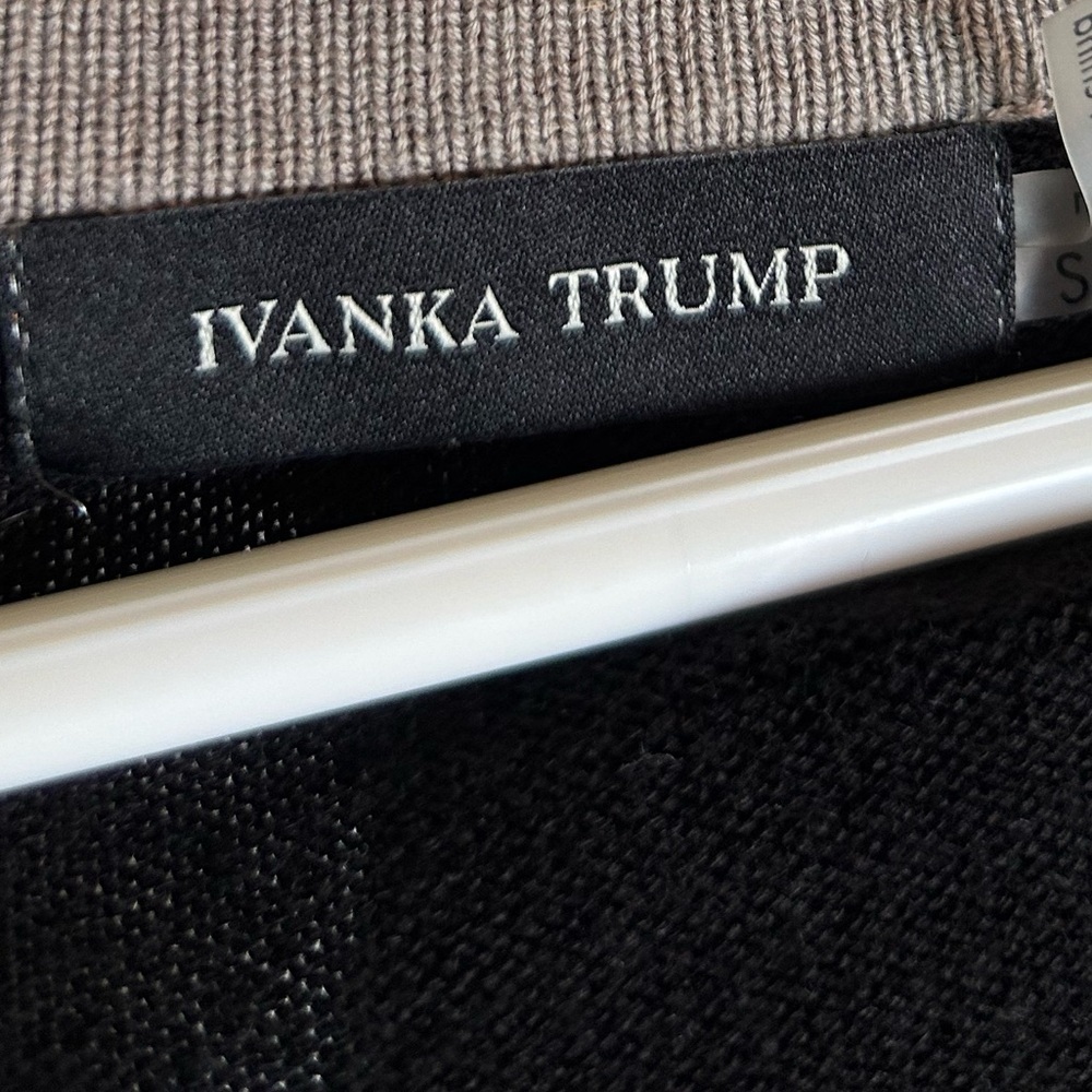 Ivanka Trump Woman’s Small Knit Sweater Midi Black & tan Dress With Gold Zippers - Picture 7 of 7